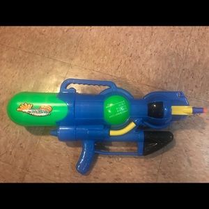 Power Blow Water Gun 18" 5 SPROUT WATER SOAKER